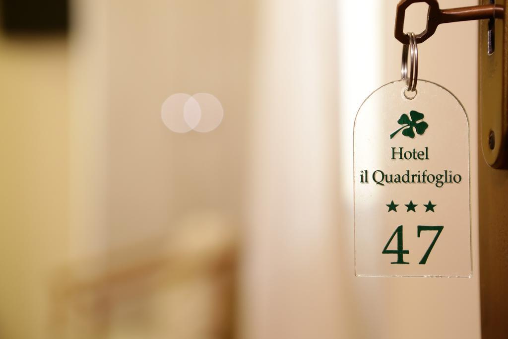 Hotel Il Quadrifoglio Torre del Greco Eksteriør bilde